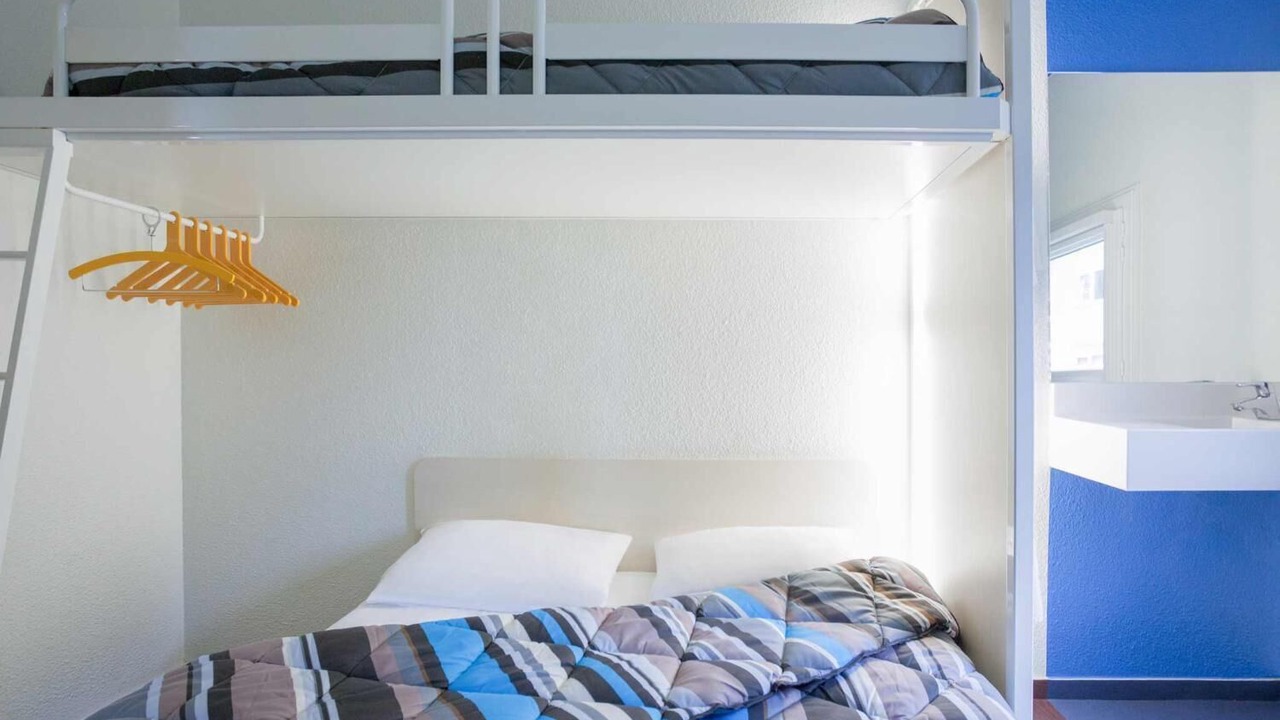 Photo of Bedroom in Charleville-Mezieres