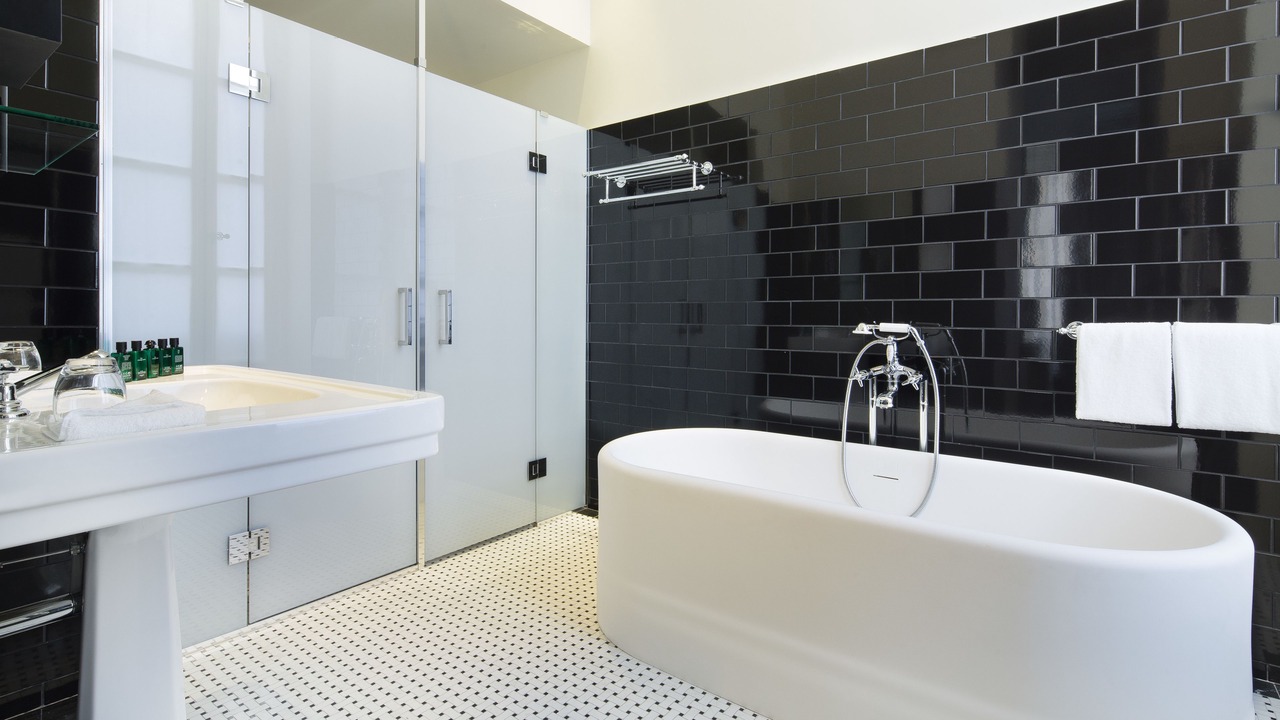 Photo of Bathroom in Vivienne