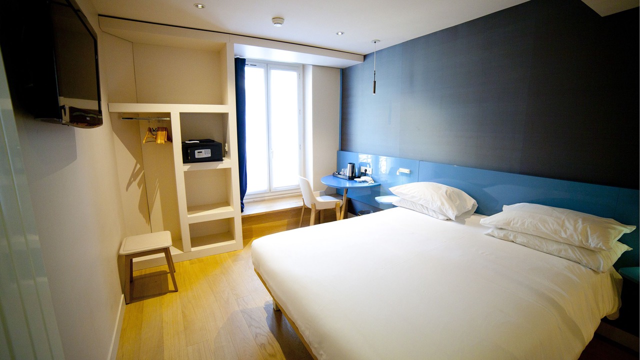 Photo of Bedroom in Saint-Merri
