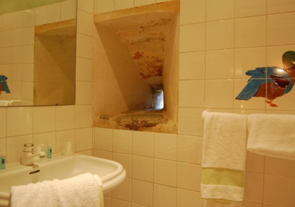 Photo of Bathroom in Laval