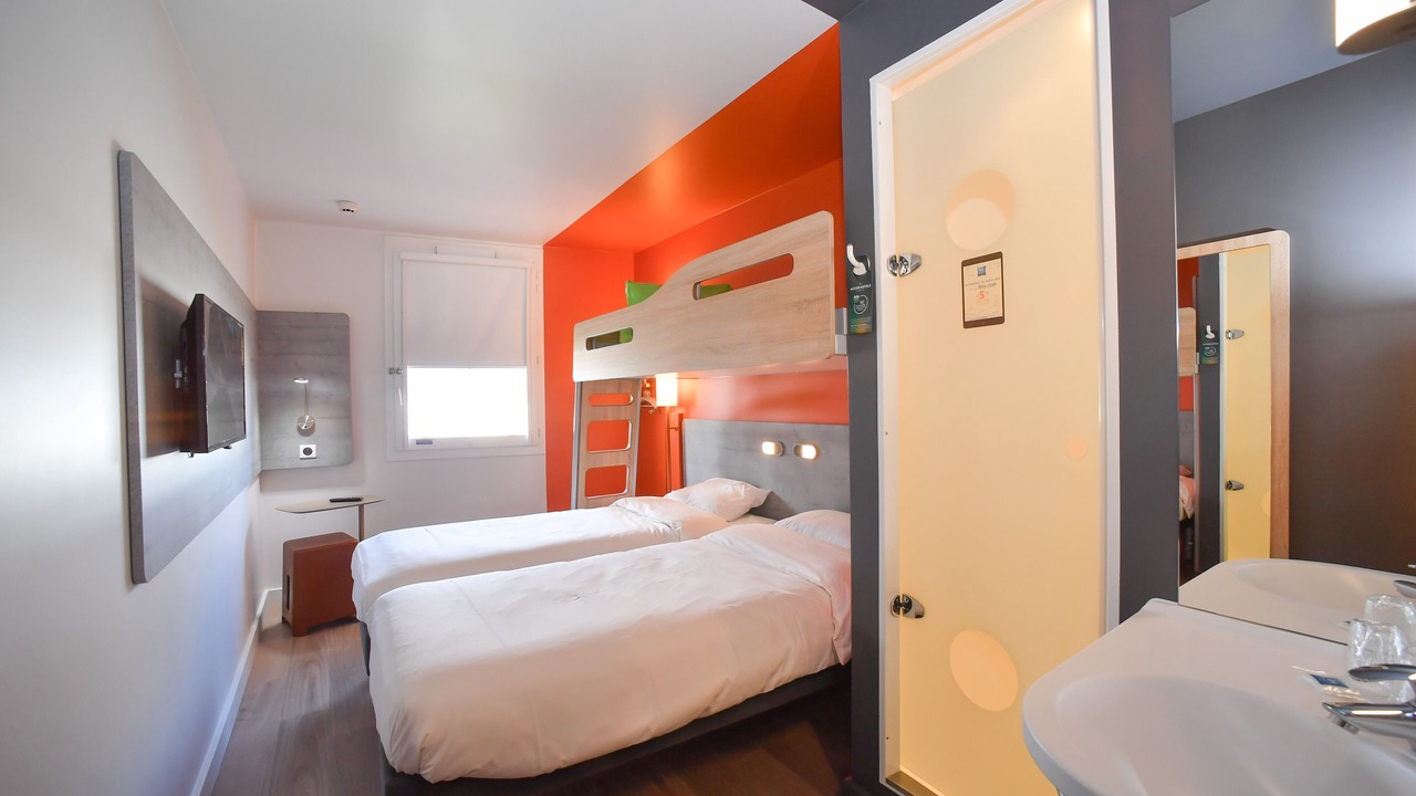 Photo of Bedroom in Saint-Lo