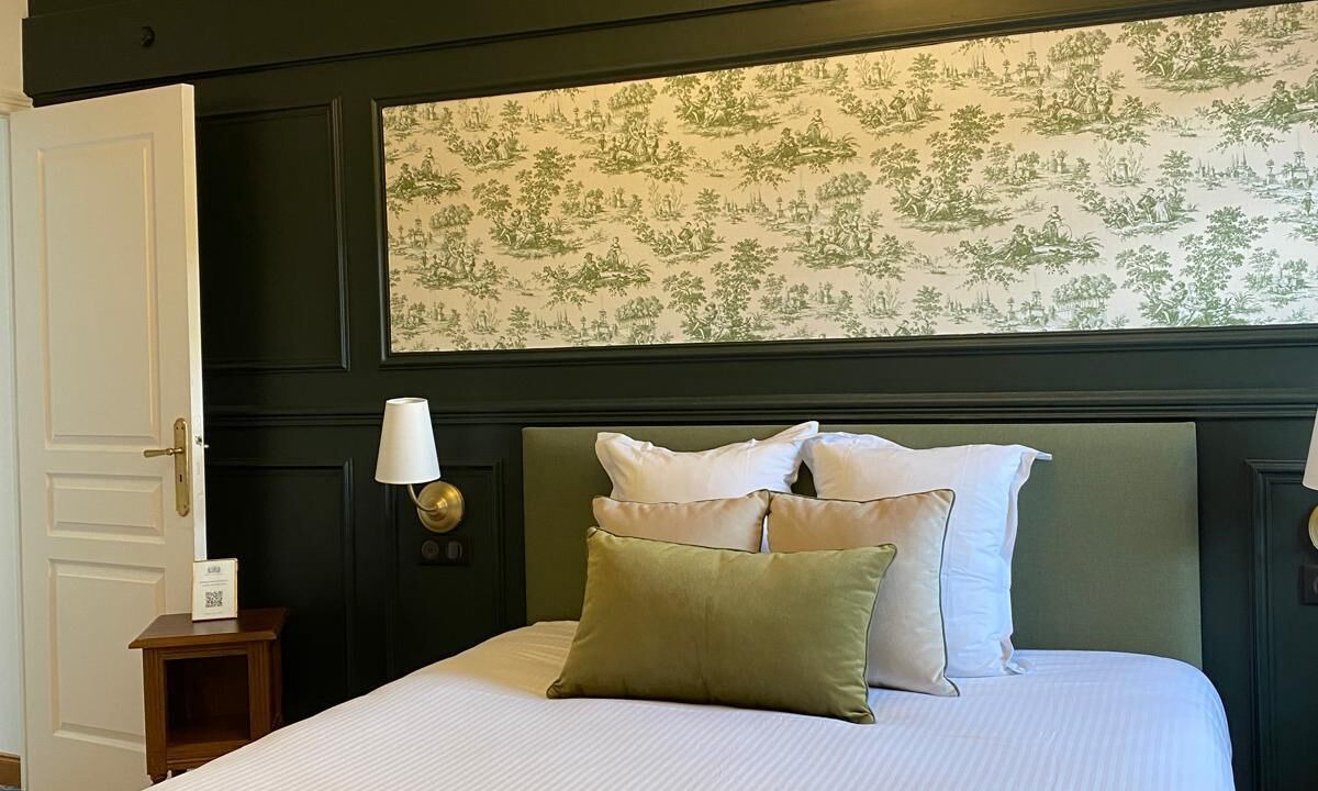Photo of Bedroom in Saint-Cyr-en-Arthies
