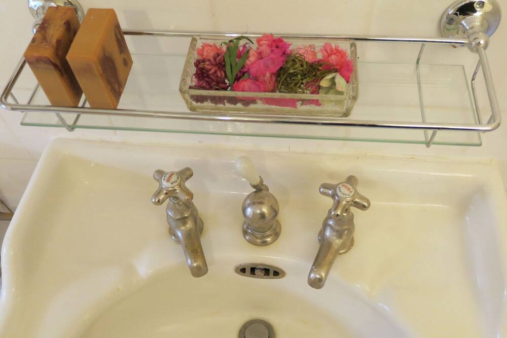 Photo of Bathroom in Onlay