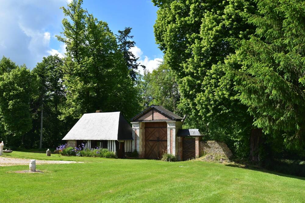 Photo of Outdoor in Asnieres
