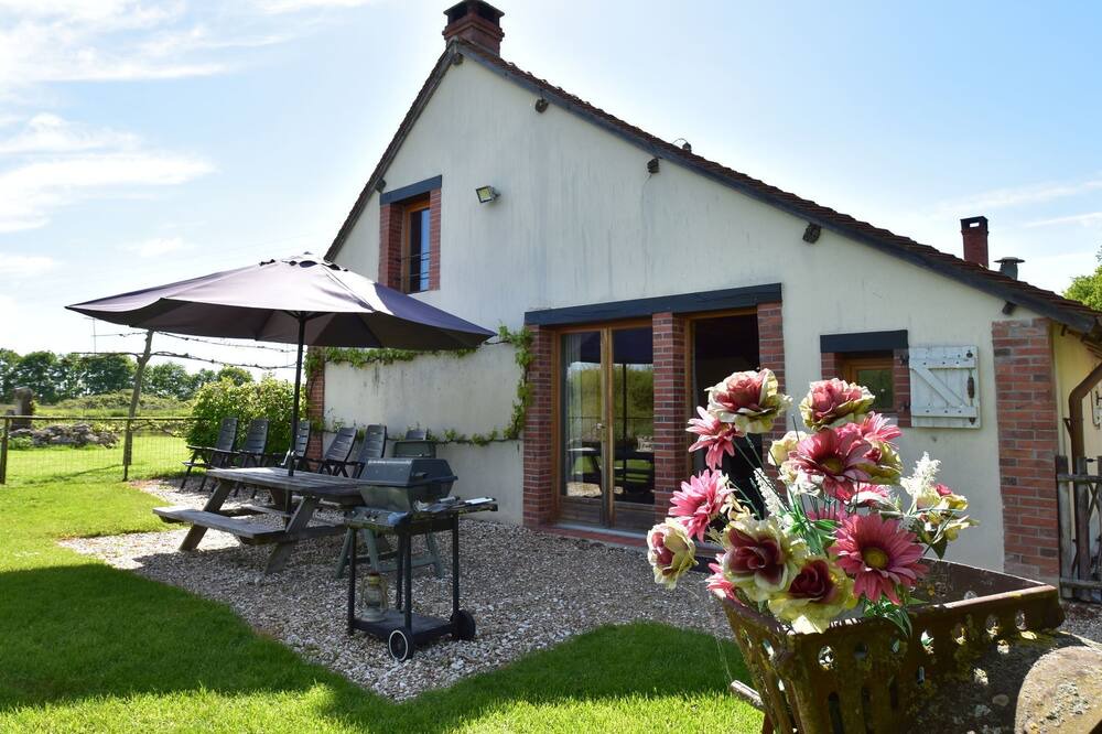 Photo of Patio Balcony in Oussoy-en-Gatinais