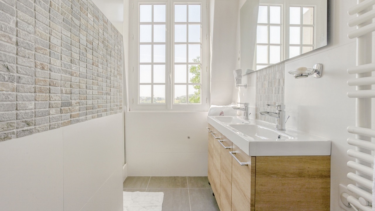 Photo of Bathroom in Avesnes-en-Bray