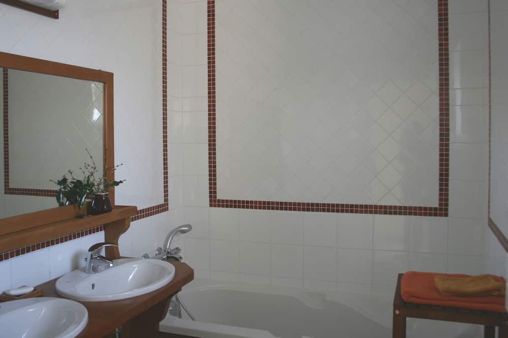 Photo of Bedroom in Bois-le-Roi