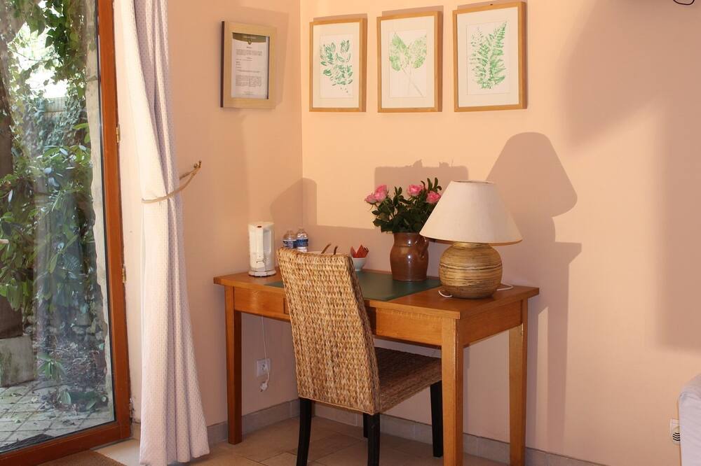 Photo of Bedroom in Bois-le-Roi