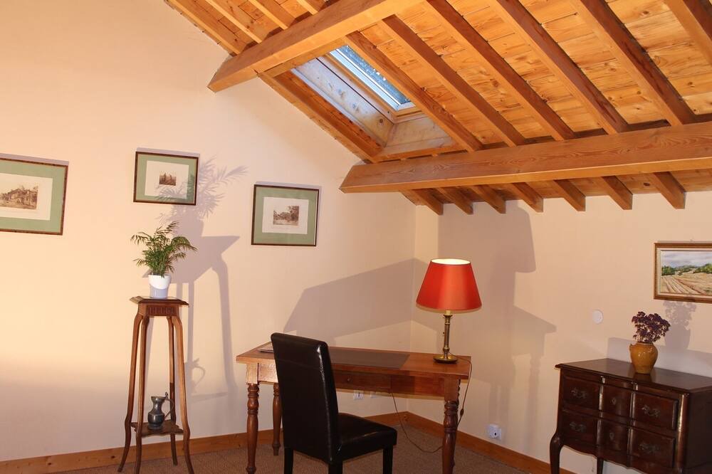 Photo of Bedroom in Bois-le-Roi