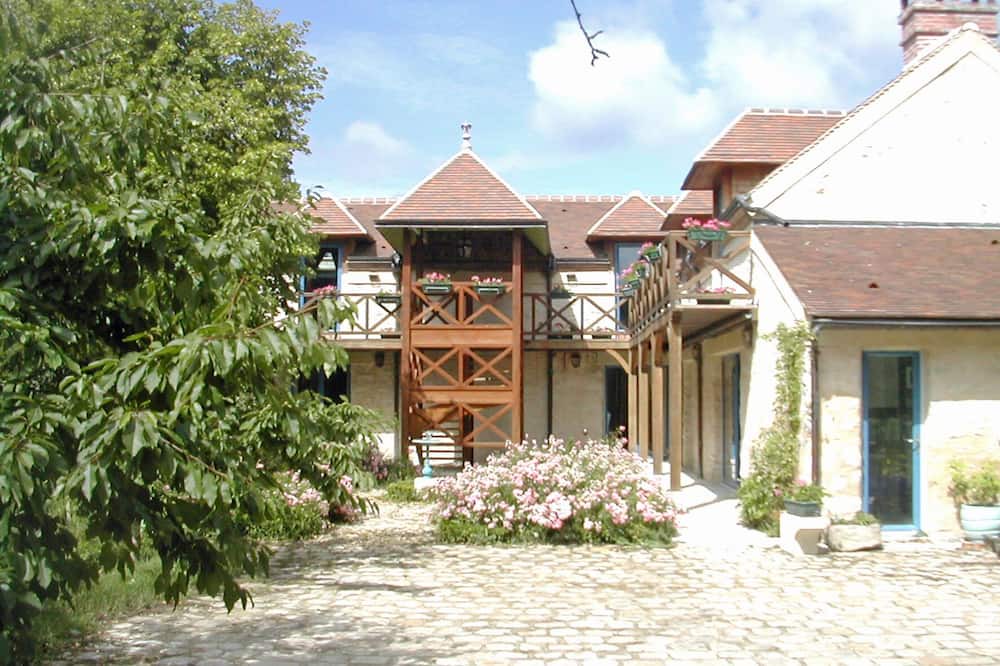 Photo of Others in Bois-le-Roi