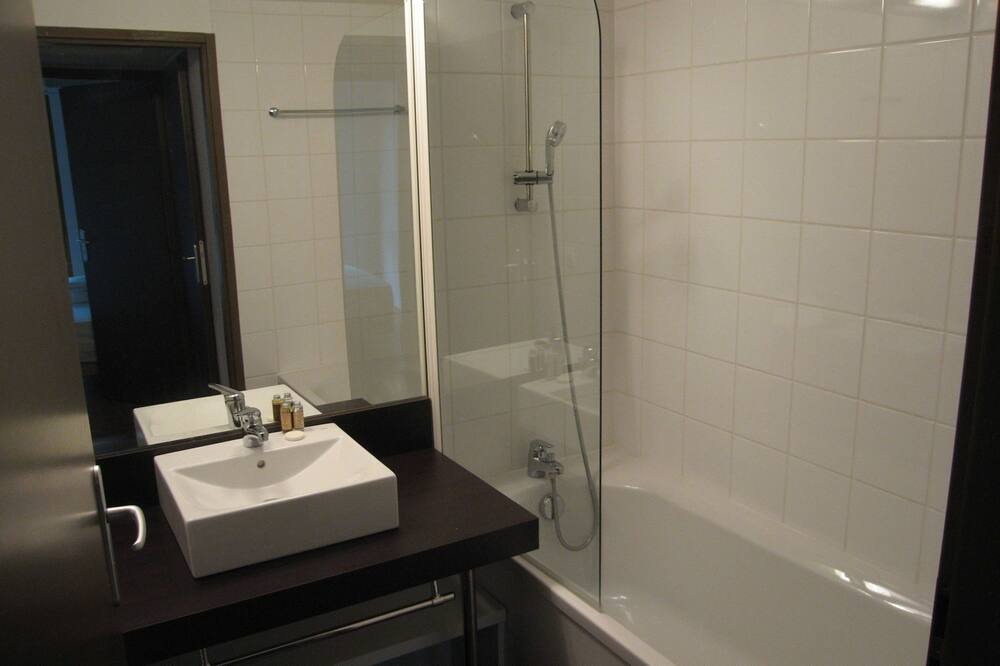 Photo of Bathroom in Eppe-Sauvage