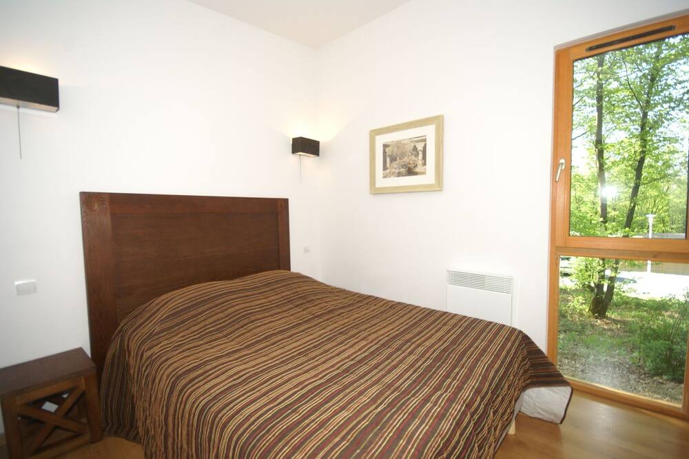 Photo of Bedroom in Eppe-Sauvage