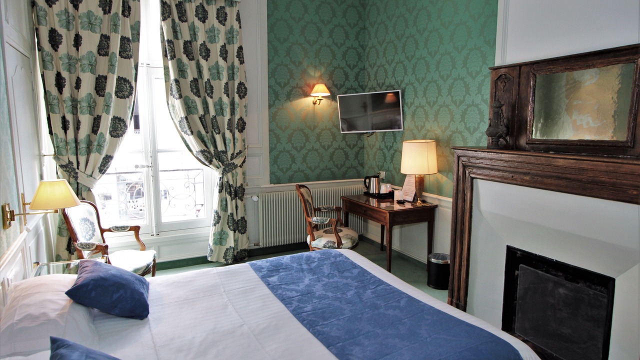 Photo of Bedroom in Villers-Cotterets