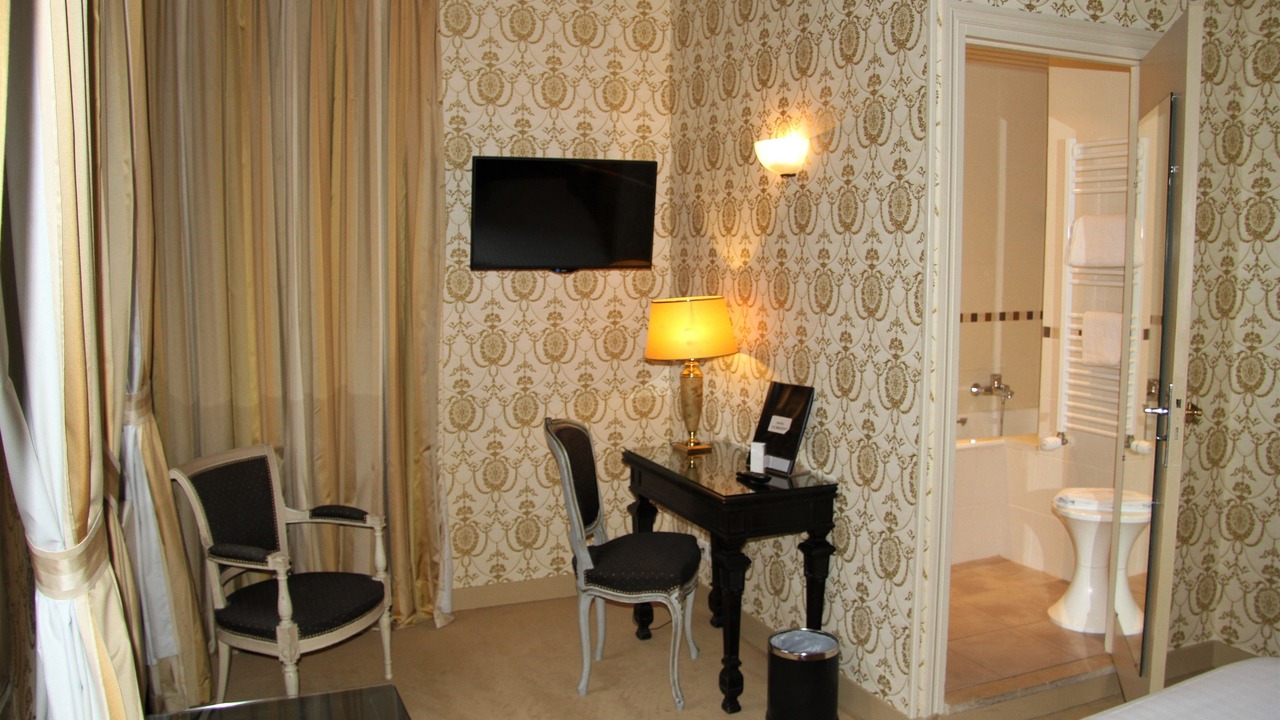 Photo of Bathroom in Villers-Cotterets