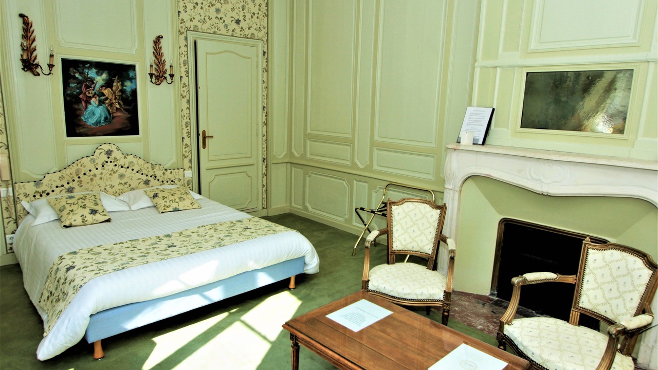 Photo of Bedroom in Villers-Cotterets