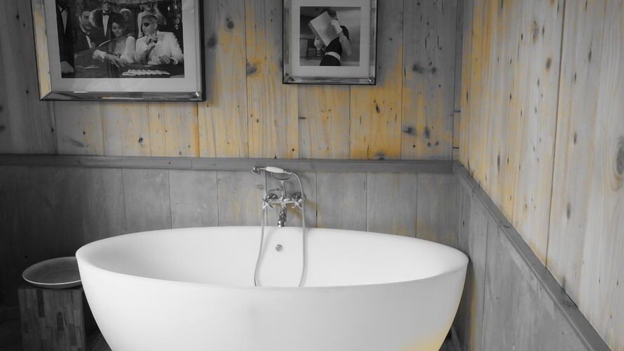Photo of Bathroom in Colleville