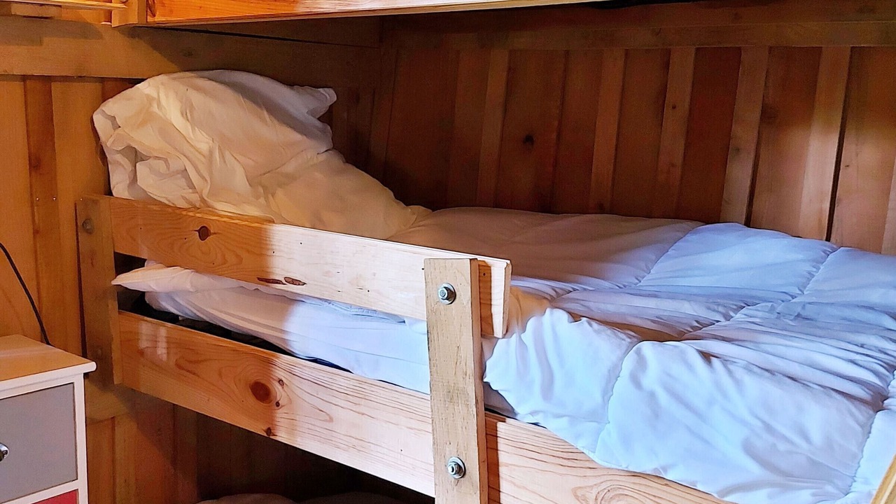 Photo of Bedroom in Saint-Thomas-de-Courceriers