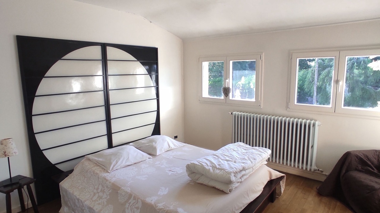 Photo of Bedroom in Saints