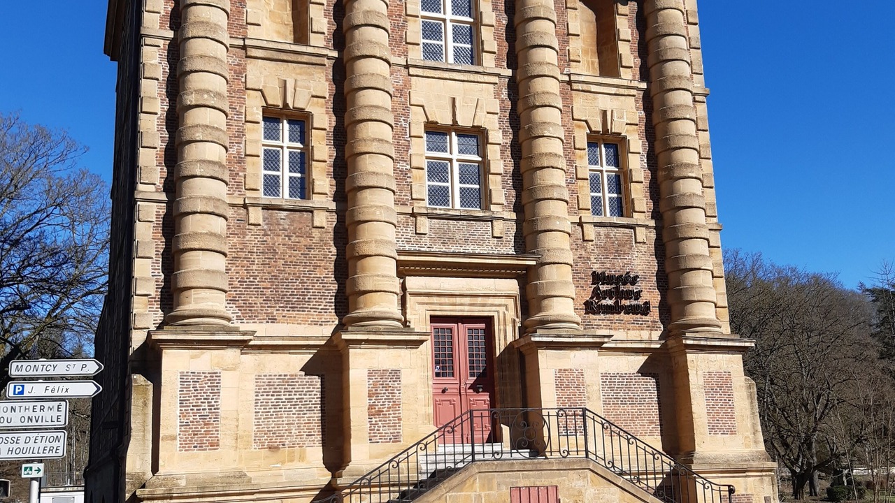 Photo of Others in Charleville-Mezieres