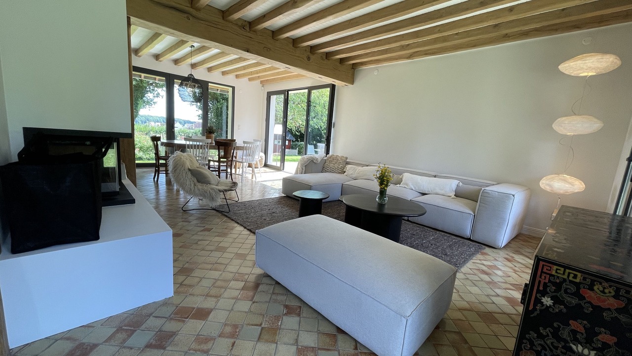 Photo of Livingroom in Le Mont-Saint-Adrien