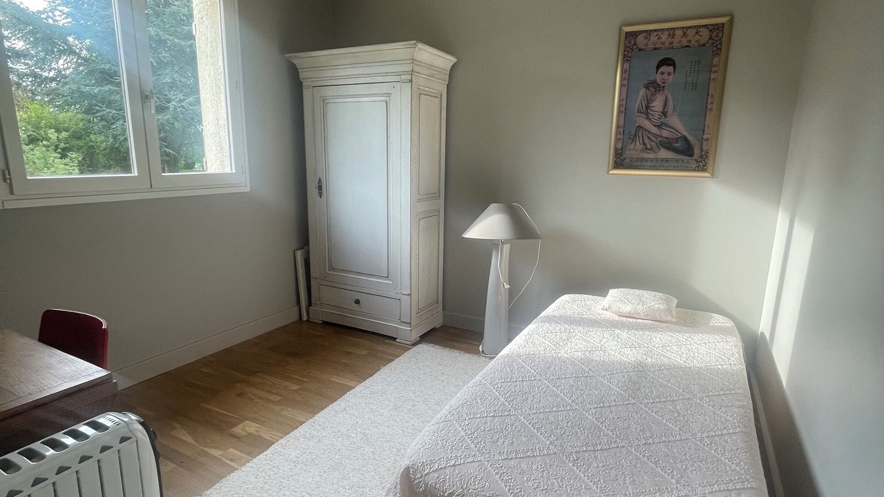 Photo of Bedroom in Le Mont-Saint-Adrien