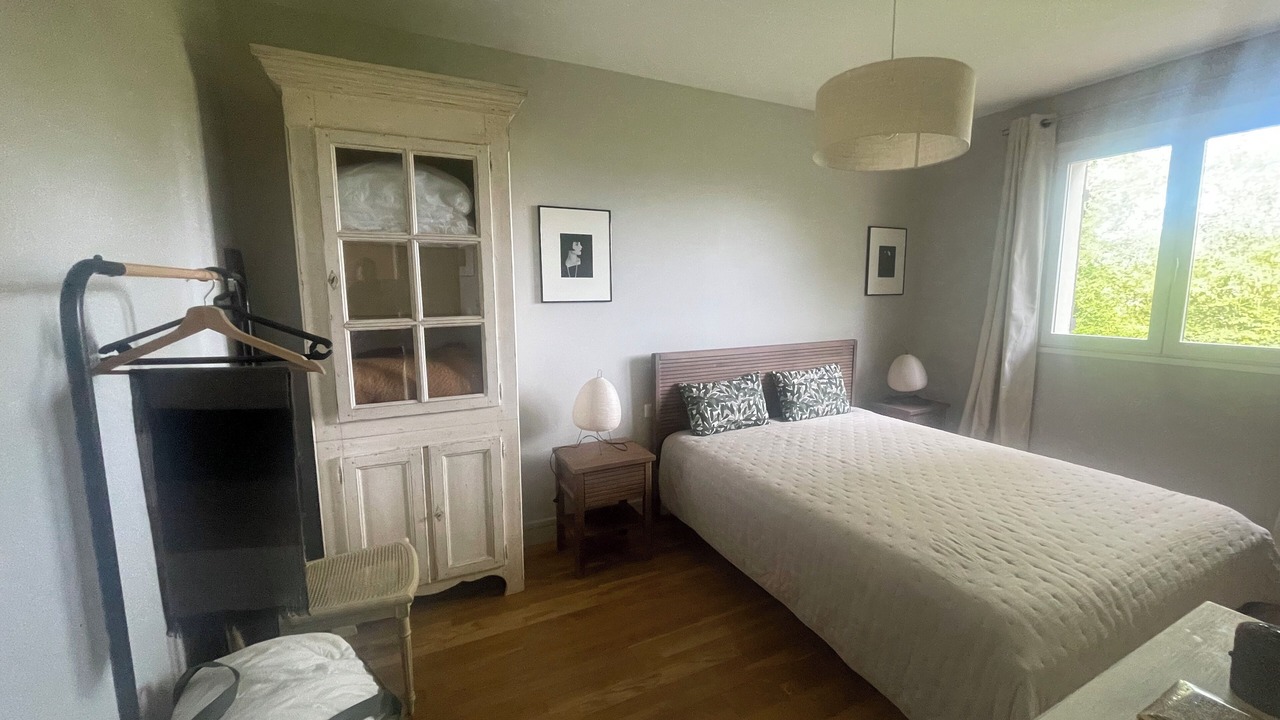 Photo of Bedroom in Le Mont-Saint-Adrien