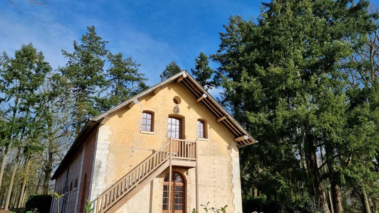 Photo of Outdoor in Brestot
