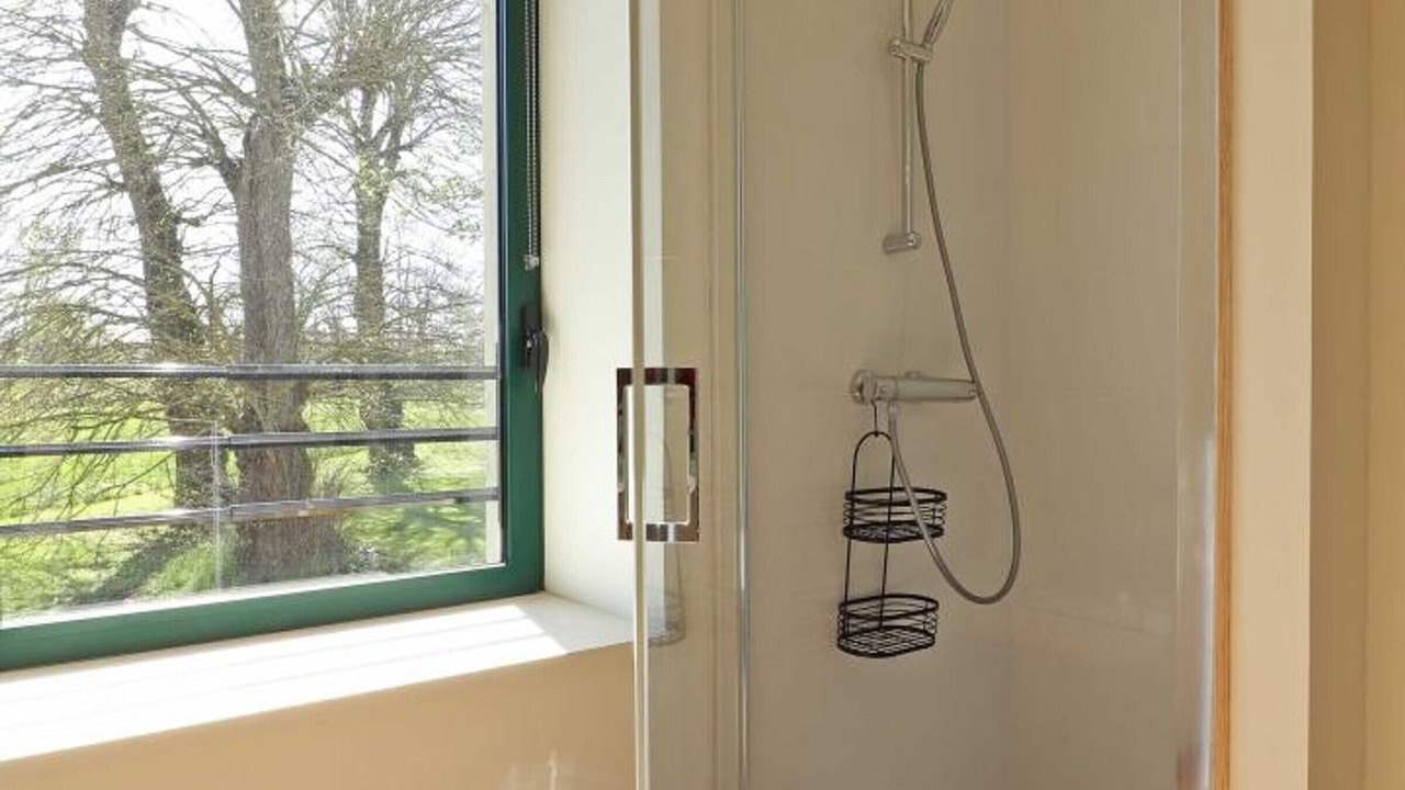 Photo of Bathroom in Neuvy-au-Houlme