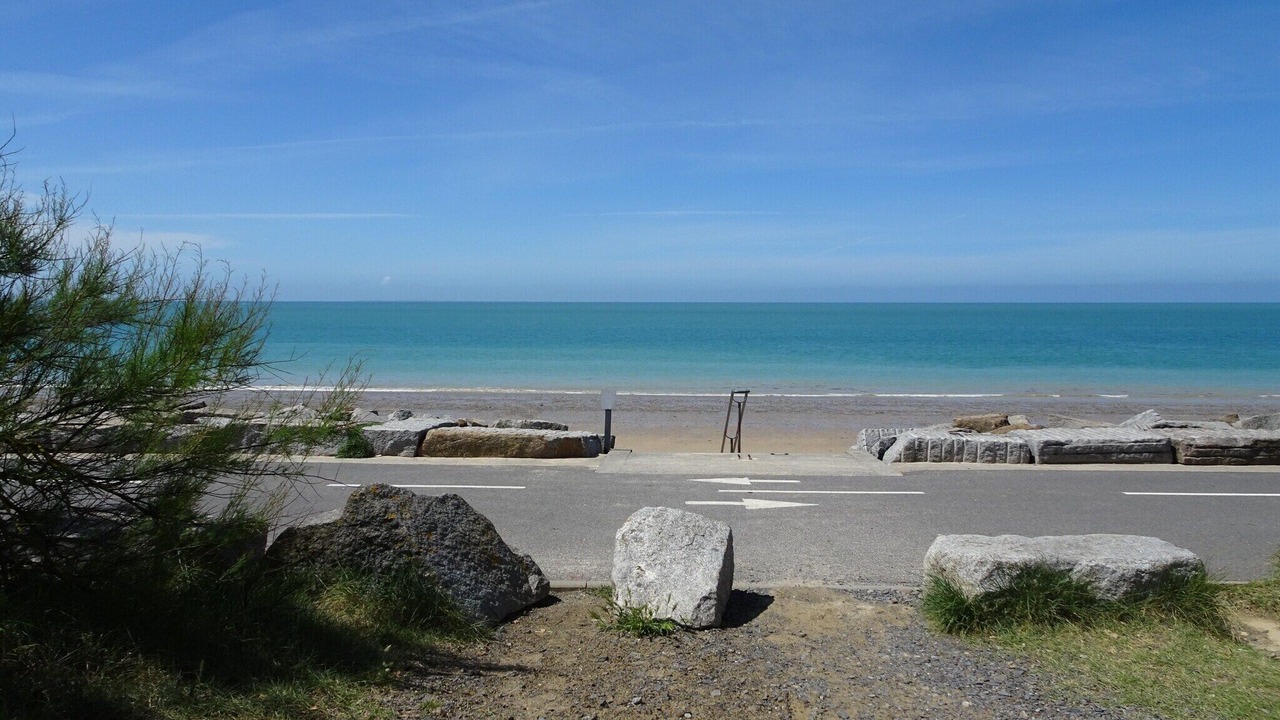 Photo of Others in Etretat