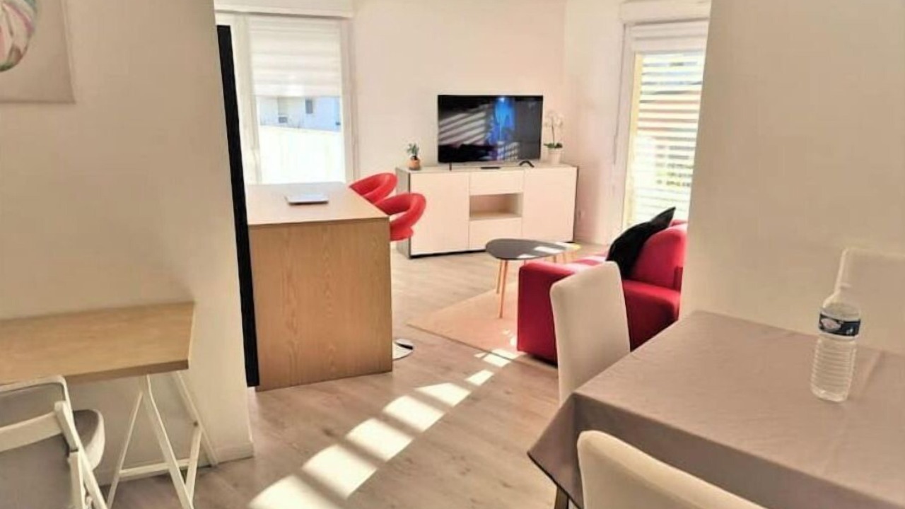 Photo of Livingroom in Romainville