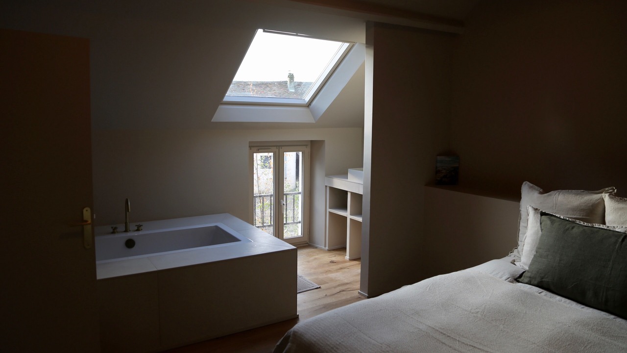 Photo of Bedroom in Poigny la Foret