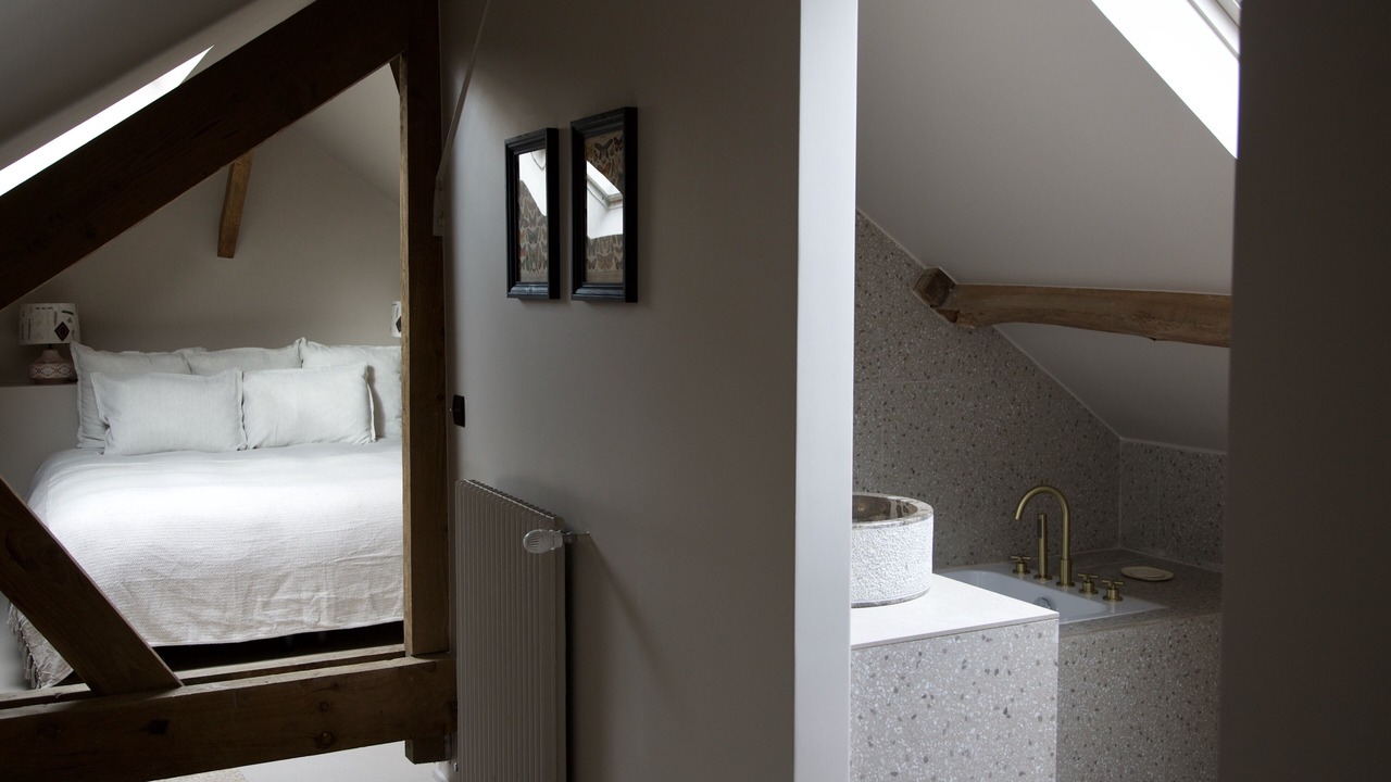 Photo of Bedroom in Poigny la Foret