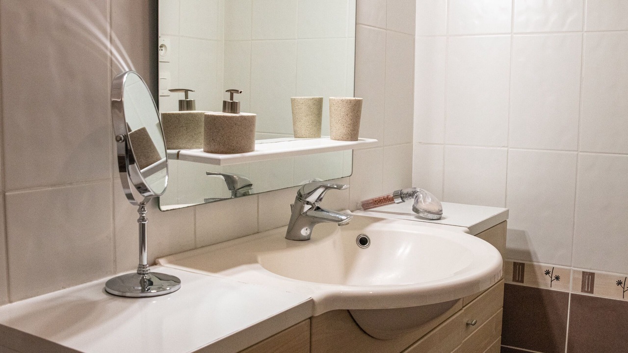 Photo of Bathroom in Saint-Pol-sur-Mer