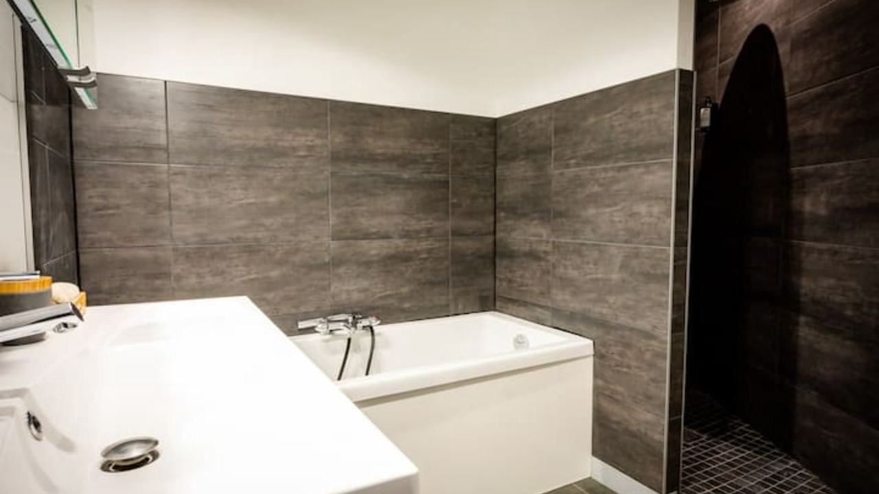 Photo of Bathroom in Reims City Centre