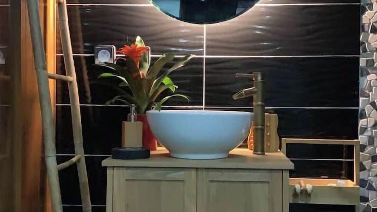 Photo of Bathroom in Yerres