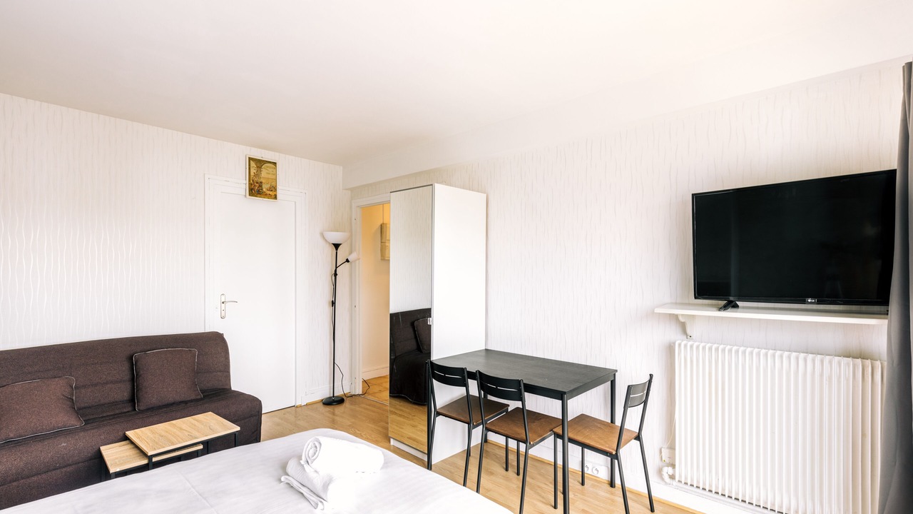 Photo of Bedroom in 14th Arrondissement