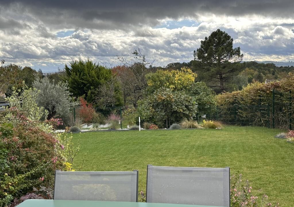 Photo of Outdoor in Saint-Prix