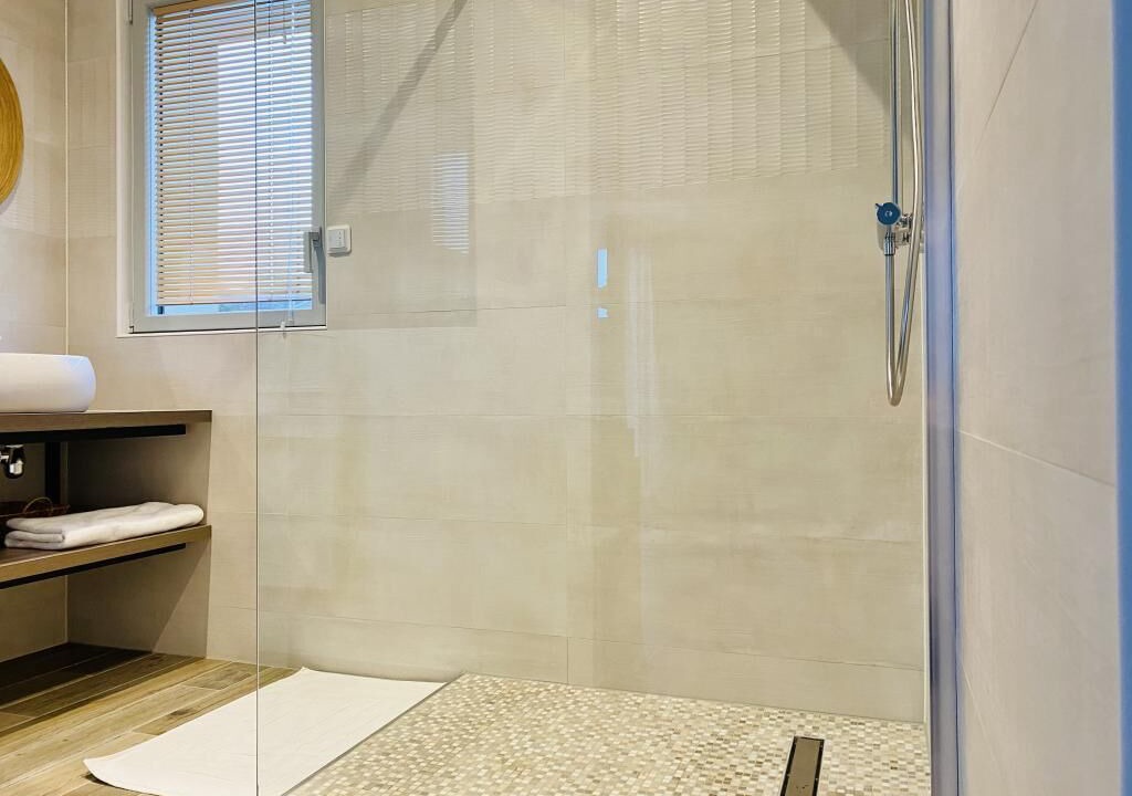 Photo of Bathroom in Saint-Prix