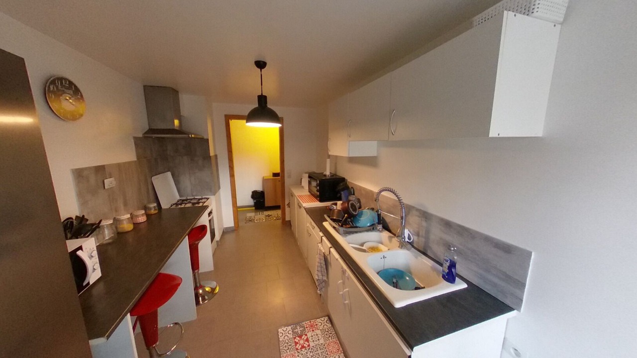 Photo of Kitchen in Ep 4 - Saint-Nicolas