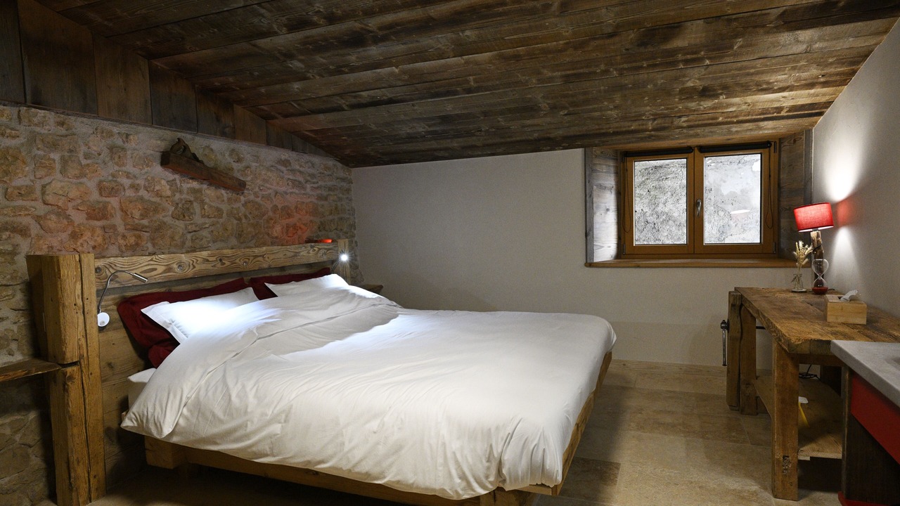 Photo of Bedroom in Guyans-Vennes