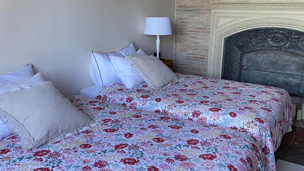 Photo of Bedroom in Saint-Amand-en-Puisaye