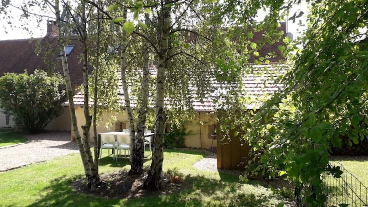 Photo of Outdoor in Ladon