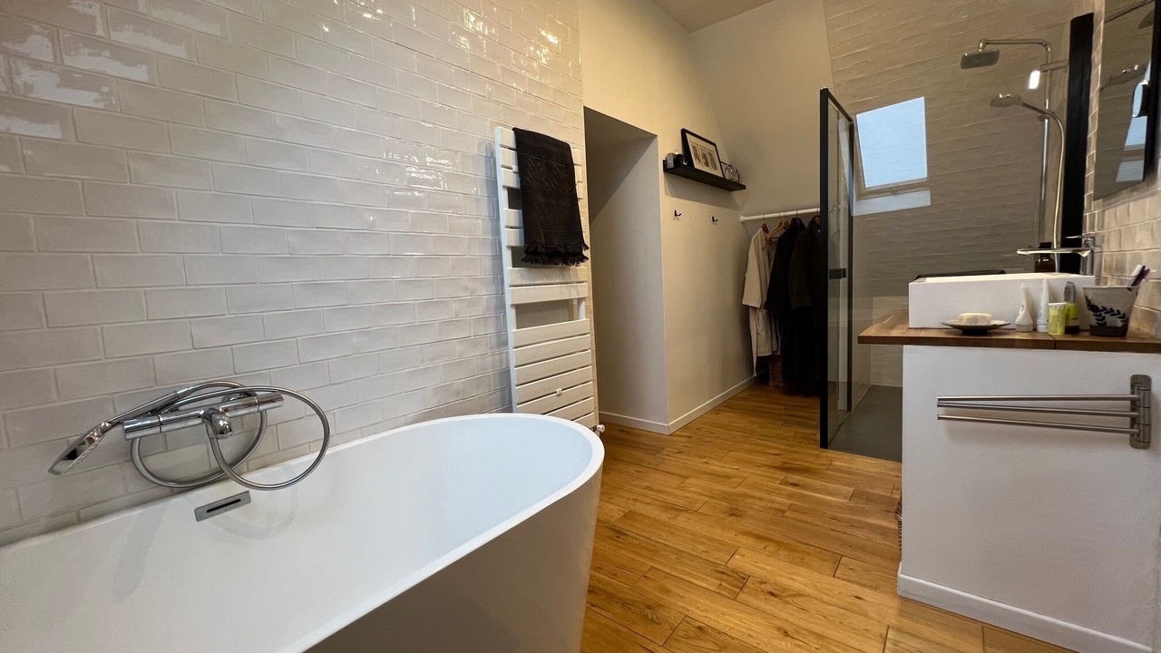 Photo of Bathroom in Moncheaux