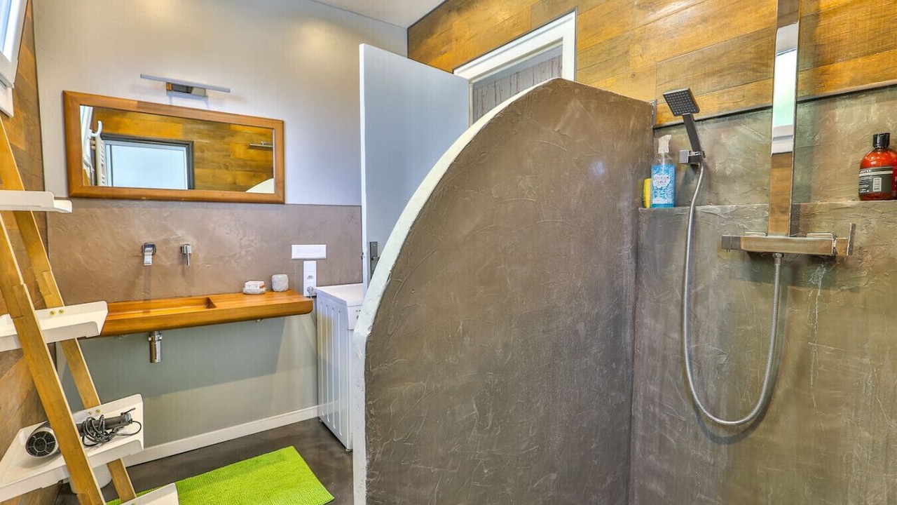 Photo of Bathroom in Cognac