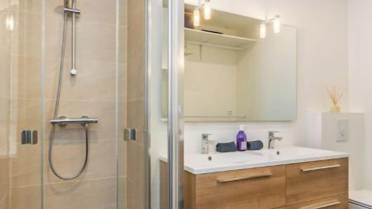 Photo of Bathroom in Quartier Vieux Marche-Cathedrale