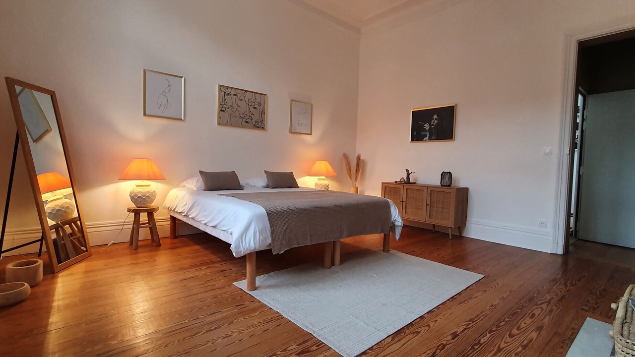 Photo of Bedroom in Valenciennes