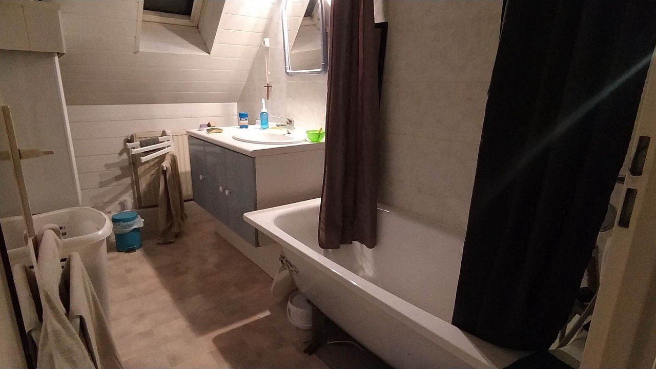 Photo of Bathroom in Merignies
