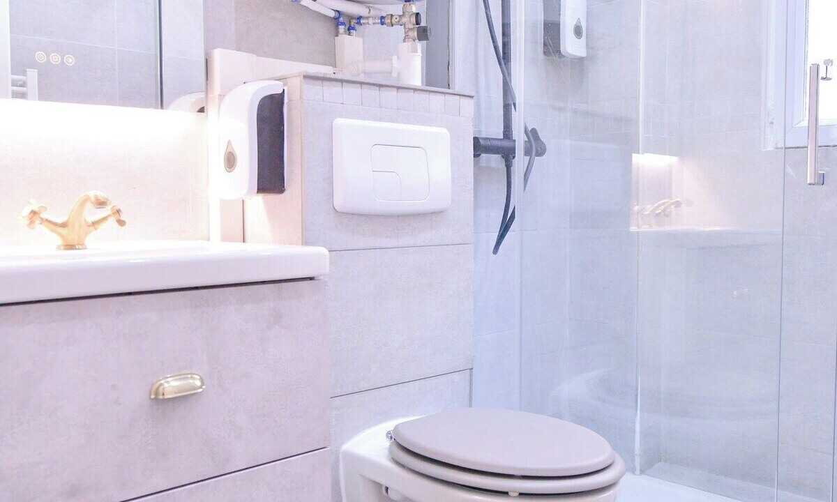 Photo of Bathroom in Quartier du Pont-de-Flandre