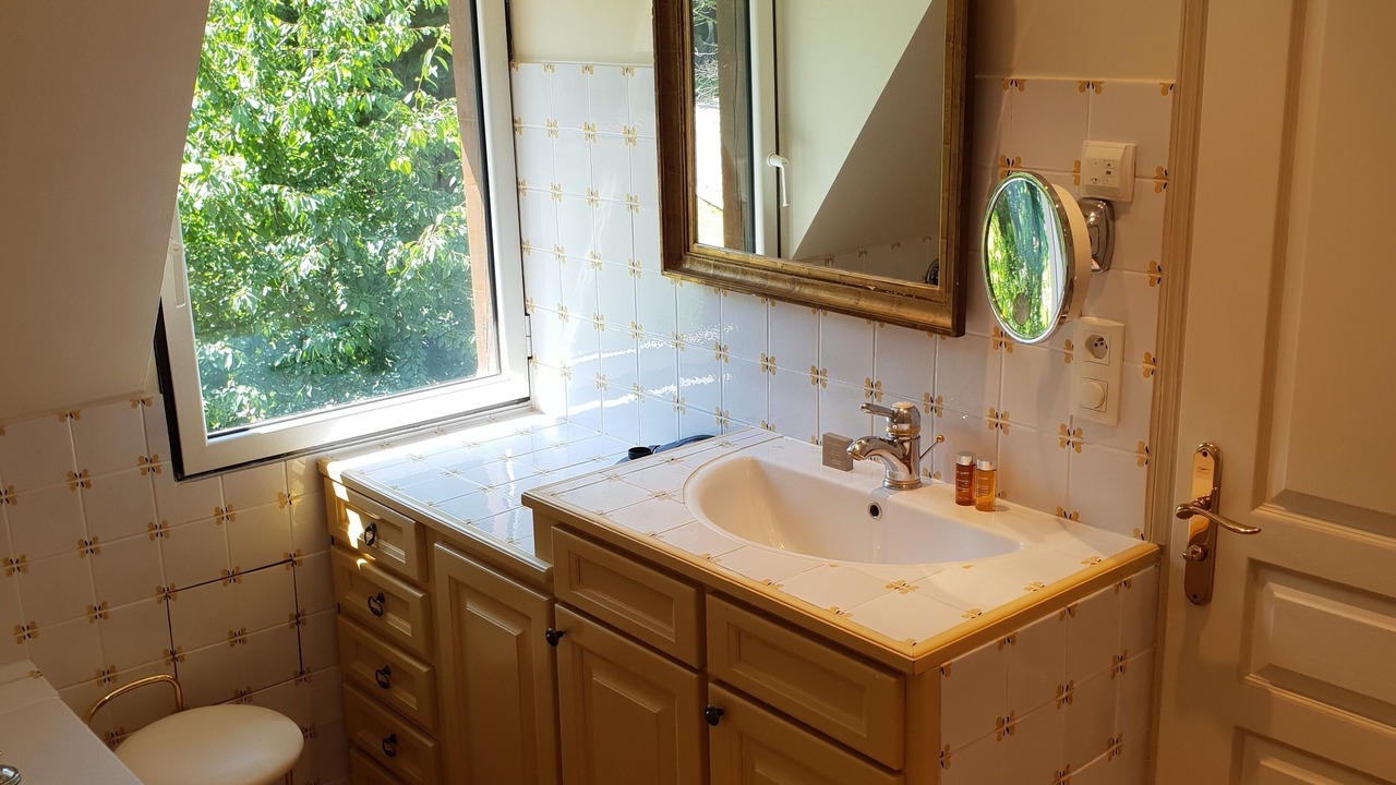 Photo of Bathroom in Honfleur