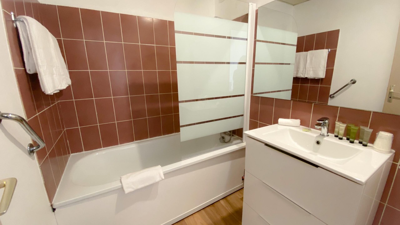 Photo of Bathroom in Port
